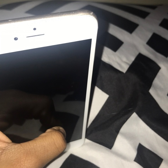 IPhone 6 Plus - Picture 2 of 6